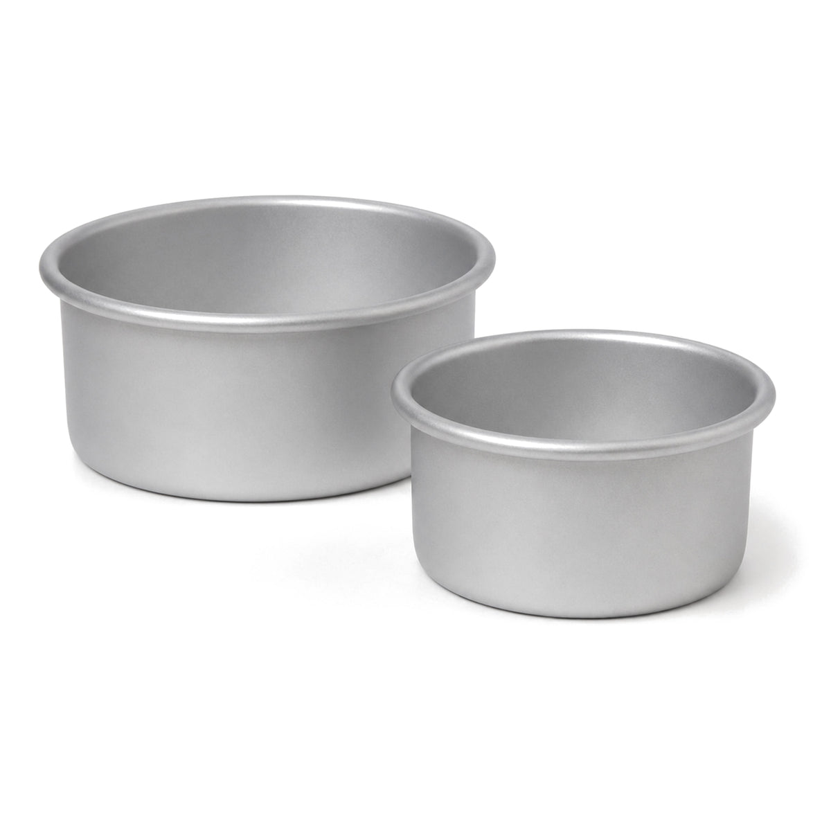 Angled view of chiffon cake pan with removable bottom